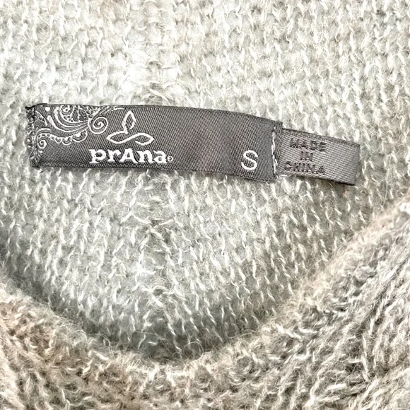 Prana Shelby Gray Cable Knit Fringe Wool Blend Sweater Tie Poncho Soft Small - Picture 9 of 10